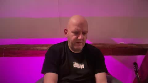 Triton online show from 24, 10, 2025