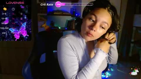 Snapshot of trixie_tangg chatting on 21, 4, 2026 Kitty online show from 21, 4, 2026
