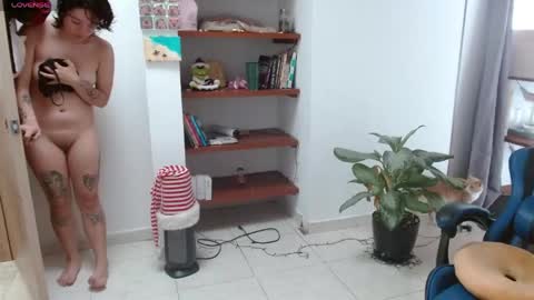 Snapshot of trixie_tangg chatting on 3, 5, 2026 Kitty online show from 3, 5, 2026