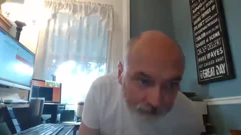 Snapshot of trodgers136 chatting on 10, 12, 2024 TRodgers online show from 10, 12, 2024