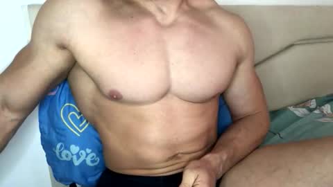 Troncq online show from 2, 12, 2025