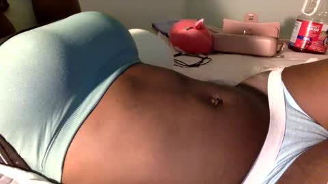 Tropical Ebony online show from 14, 12, 2025