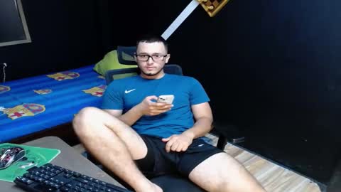 Snapshot of troy_6969 chatting on 24, 11, 2025 Alan David online show from 24, 11, 2025