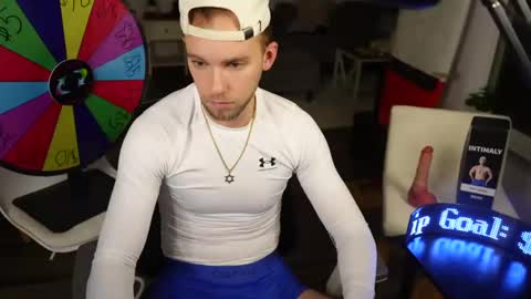 Troy Green online show from 1, 2, 2025