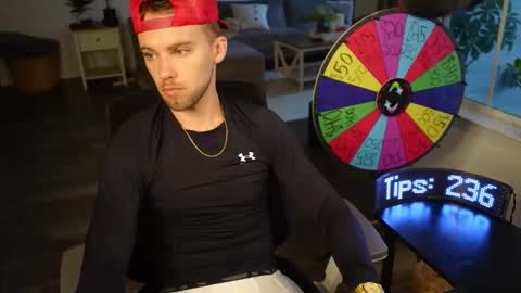 Troy Green online show from 6, 11, 2025