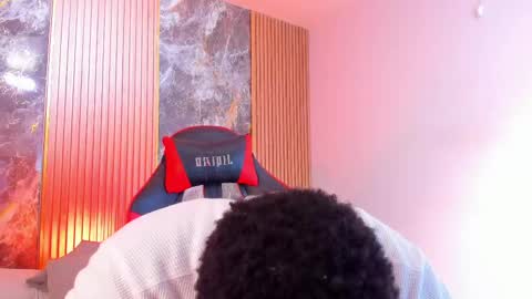 Snapshot of troykhalil chatting on 8, 10, 2025 Troy Khalil online show from 8, 10, 2025