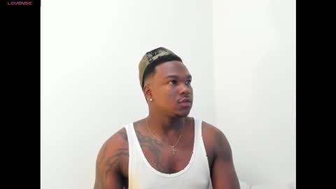 Snapshot of troykhalil chatting on 9, 11, 2025 Troy Khalil online show from 9, 11, 2025