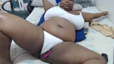 TrueBella30 online show from 28, 1, 2025