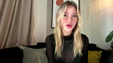 Mia online show from 2, 2, 2026