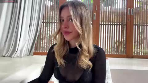 Mia online show from 27, 3, 2026