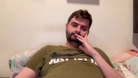 Snapshot of trustmelove chatting on 17, 12, 2025 Trustmelove online show from 17, 12, 2025