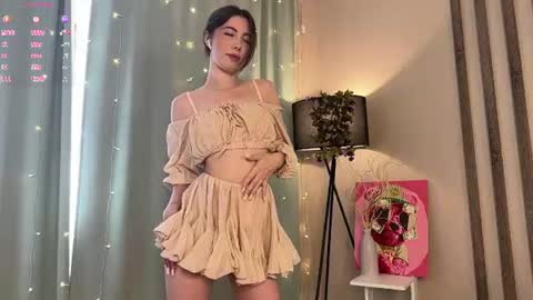 Molly online show from 27, 7, 2026