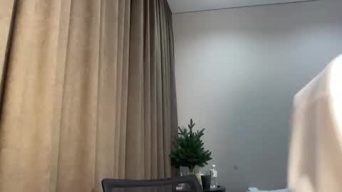 tryme_muse online show from 15, 2, 2026