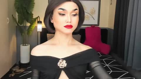 Saskia online show from 2, 2, 2025