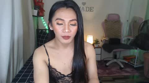 Jade online show from 3, 2, 2025