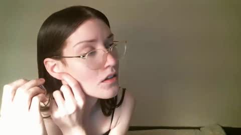 Elisabeth online show from 8, 3, 2025