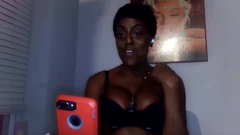 Amber White online show from 22, 1, 2025