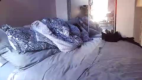 Amber White online show from 14, 9, 2025