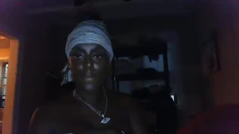 Amber White online show from 25, 10, 2025