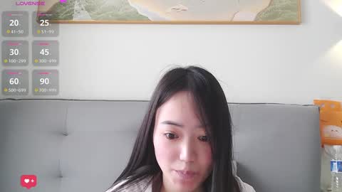 Anne Bebe online show from 5, 1, 2025