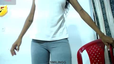 Snapshot of tsmilingg chatting on 25, 10, 2025 Dulce online show from 25, 10, 2025