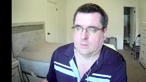 Snapshot of tstwbtsb chatting on 24, 4, 2026 tstwbtsb online show from 24, 4, 2026