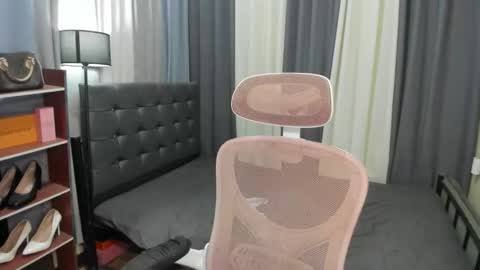 Snapshot of tsuncutrhein chatting on 22, 2, 2026 tsuncutrhein online show from 22, 2, 2026