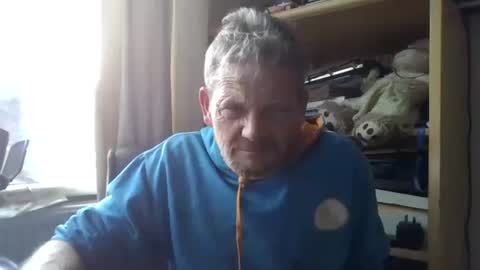 Snapshot of ttb2769 chatting on 24, 12, 2024 ttb2769 online show from 24, 12, 2024