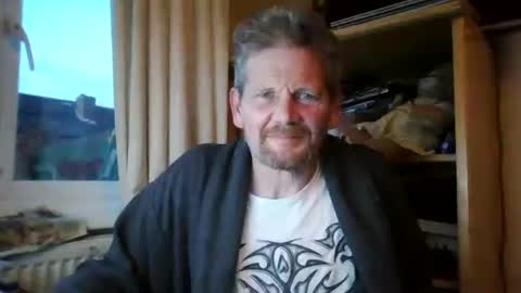 Snapshot of ttb2769 chatting on 2, 1, 2025 ttb2769 online show from 2, 1, 2025