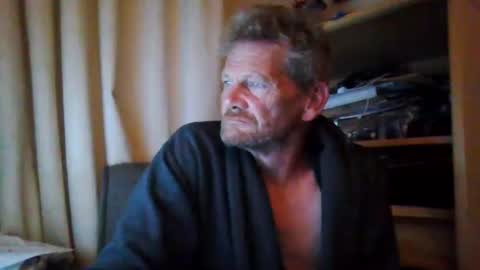 Snapshot of ttb2769 chatting on 4, 10, 2025 ttb2769 online show from 4, 10, 2025