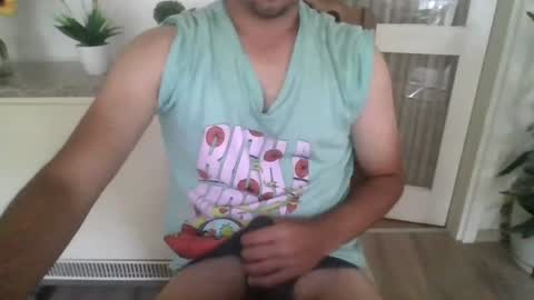 Snapshot of ttheman99 chatting on 20, 7, 2026 ttheman99 online show from 20, 7, 2026