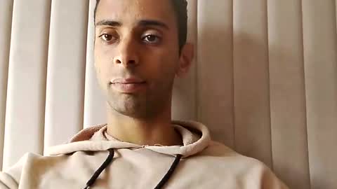 Snapshot of tunisiensexyguy chatting on 5, 12, 2024 TunisienSexyGuy online show from 5, 12, 2024