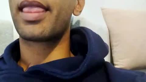 Snapshot of tunisiensexyguy chatting on 15, 12, 2025 TunisienSexyGuy online show from 15, 12, 2025