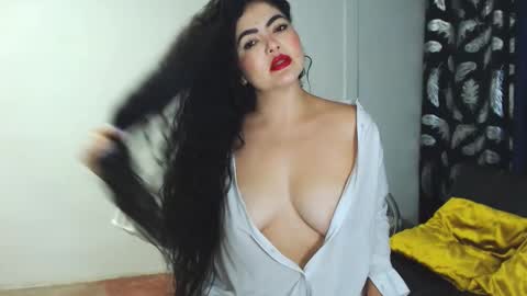 Snapshot of tuti_sex chatting on 18, 12, 2025 tuti online show from 18, 12, 2025