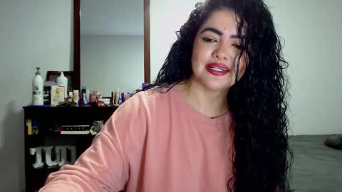 Snapshot of tuti_sex chatting on 12, 1, 2026 tuti online show from 12, 1, 2026