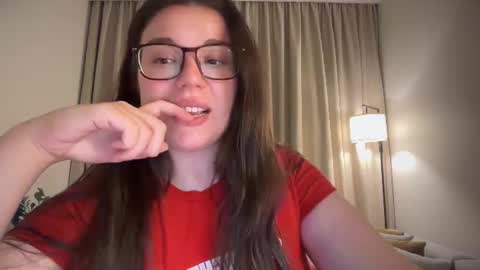 Ariana online show from 6, 8, 2026