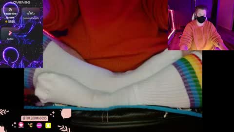 Snapshot of tuxedomasc95 chatting on 1, 1, 2025 Alfie online show from 1, 1, 2025