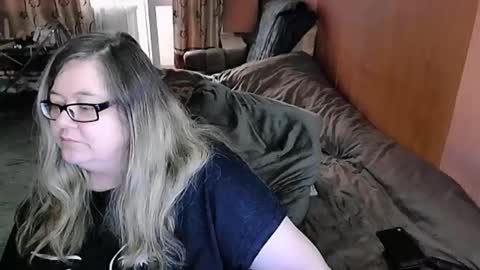 Lana online show from 23, 2, 2025