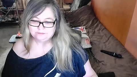 Lana online show from 7, 3, 2025