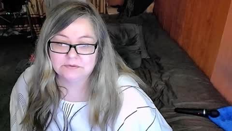 Lana online show from 8, 3, 2025