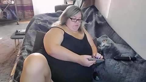 Lana online show from 28, 9, 2025