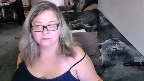 Snapshot of tviks chatting on 8, 1, 2026 Lana online show from 8, 1, 2026