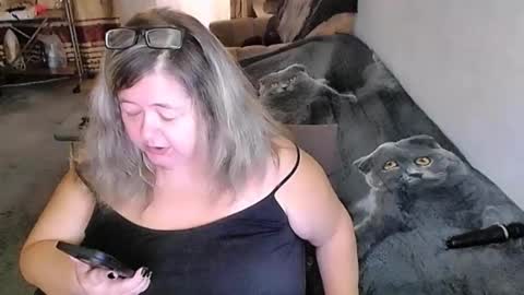 Snapshot of tviks chatting on 10, 1, 2026 Lana online show from 10, 1, 2026