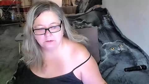 Snapshot of tviks chatting on 15, 1, 2026 Lana online show from 15, 1, 2026