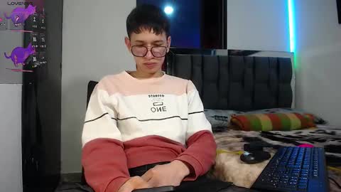 Snapshot of twink_daren chatting on 23, 1, 2025 Mr Daren online show from 23, 1, 2025