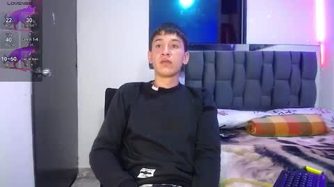 Snapshot of twink_daren chatting on 25, 2, 2025 Mr Daren online show from 25, 2, 2025