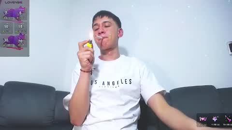 Snapshot of twink_daren chatting on 6, 3, 2025 Mr Daren online show from 6, 3, 2025