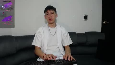 Snapshot of twink_daren chatting on 9, 3, 2025 Mr Daren online show from 9, 3, 2025