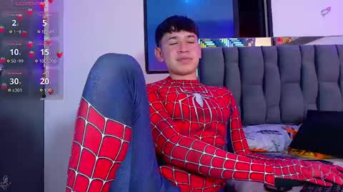 Snapshot of twink_daren chatting on 12, 9, 2025 Mr Daren online show from 12, 9, 2025