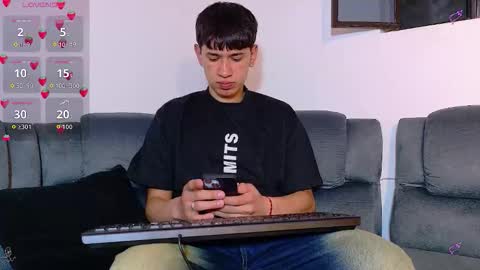 Snapshot of twink_daren chatting on 4, 10, 2025 Mr Daren online show from 4, 10, 2025